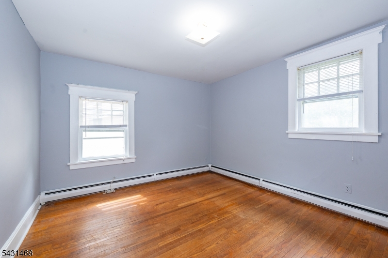 138 Harding Ave, Clifton City, NJ 07011 Listing Photo  12