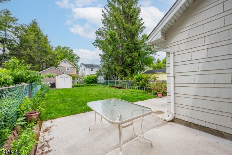 138 Harding Ave, Clifton City, NJ 07011 Listing Photo  23
