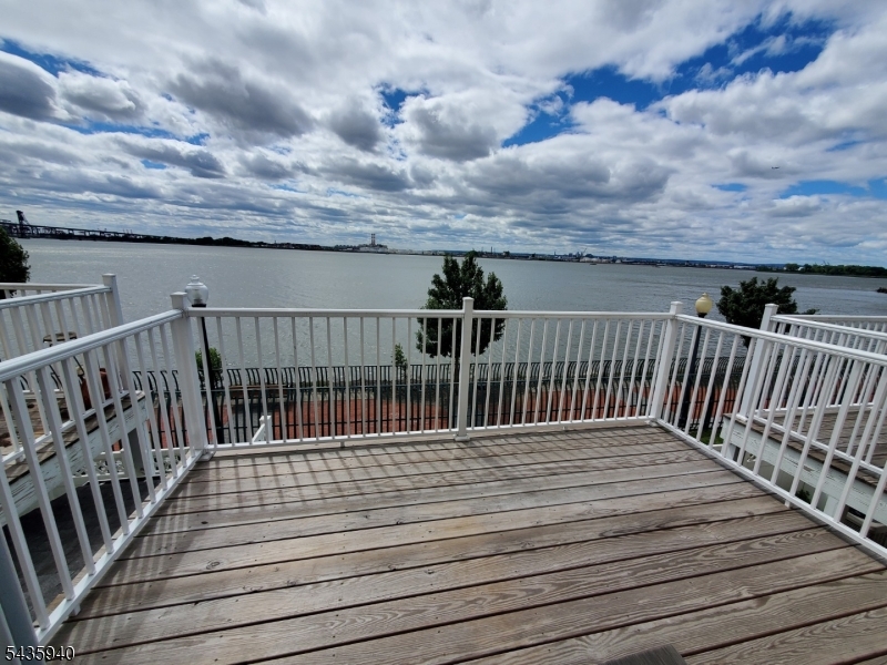17 Willow St