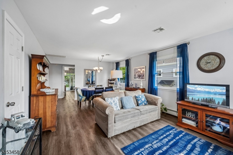 60 Puerto Vallarta St