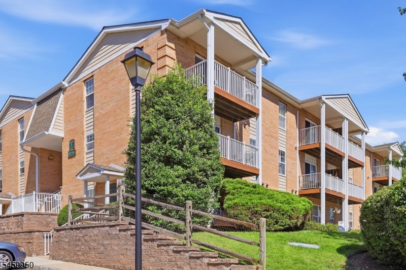184 Vista Dr