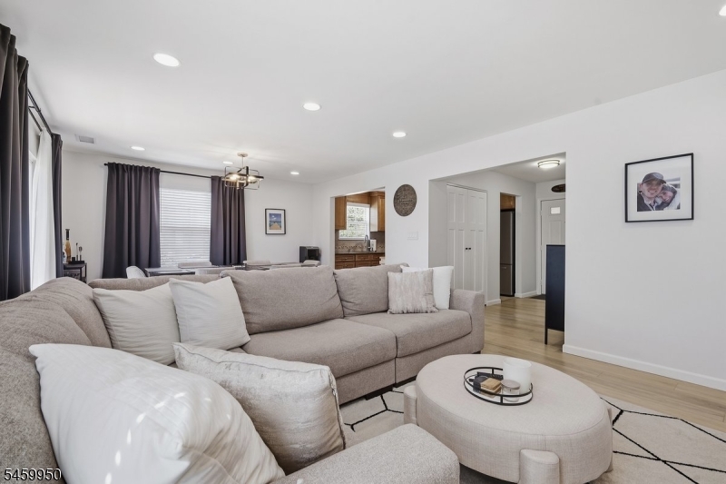 184 Vista Dr