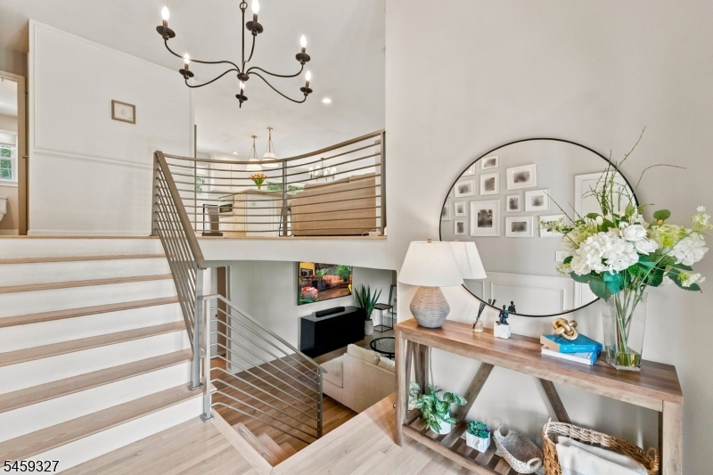 10 Darlene Ct