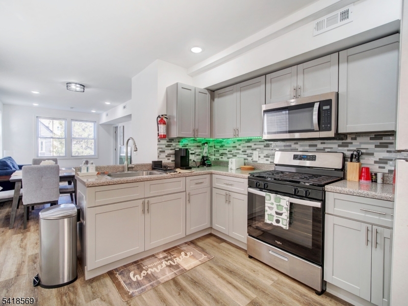 Kitchen Ã¢?? Second Angle