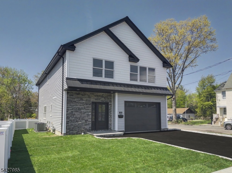 34 Zazzetti St, Waldwick Boro, NJ 07463 Listing Photo  0