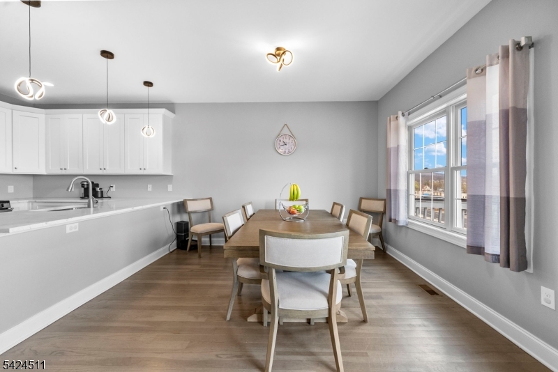 Kitchen/Dining