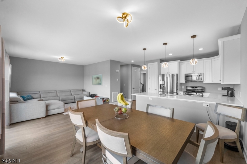 Kitchen/Dining