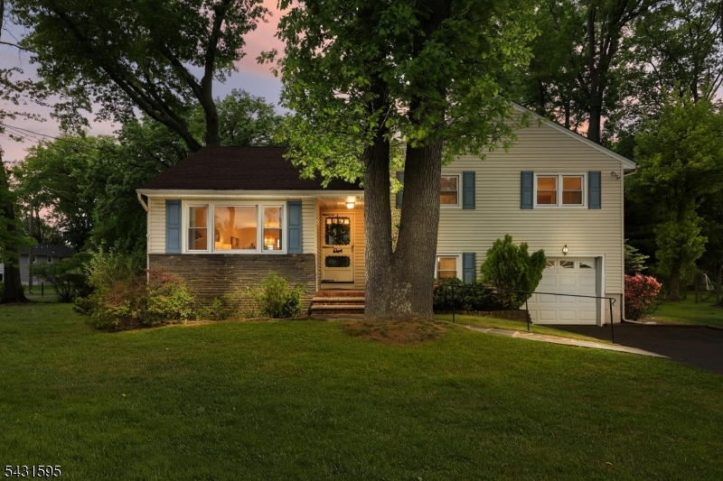 14 Chester Lang Place, Cranford Twp., NJ 07016 Listing Photo  0