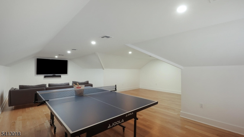 3rd Floor bedroom