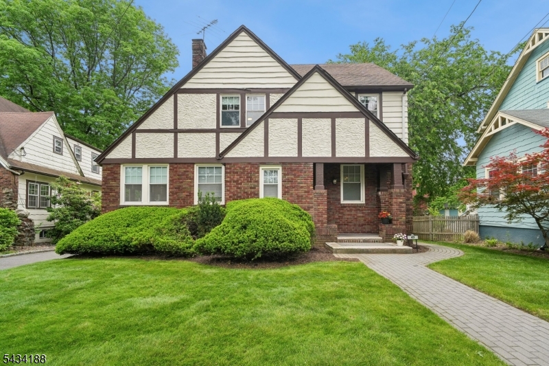 43 Burr Rd, Maplewood Twp., NJ 07040 Listing Photo  0