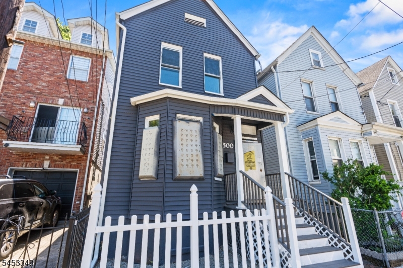 500 S 19th St