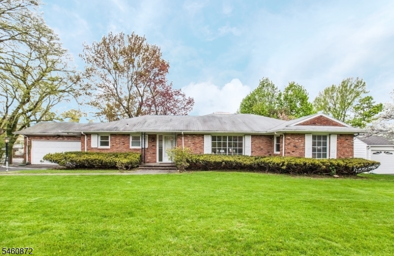 1 Deerfield Rd