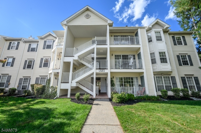 56 Amethyst Way 1018
