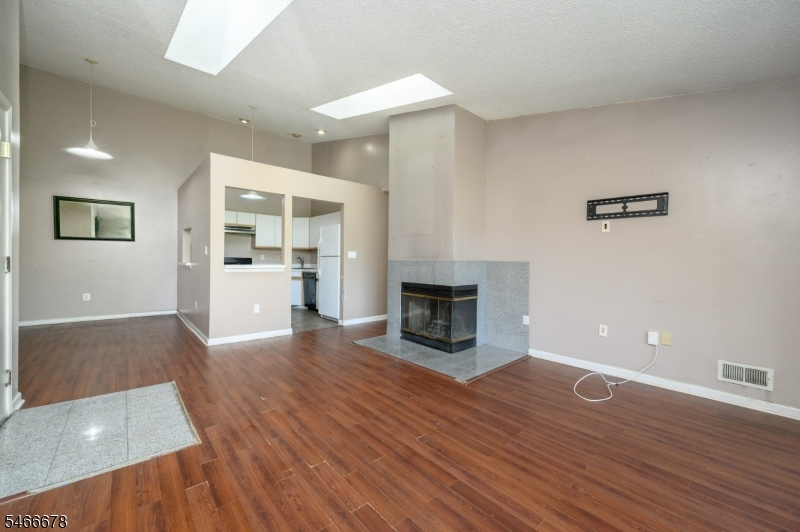 56 Amethyst Way 1018