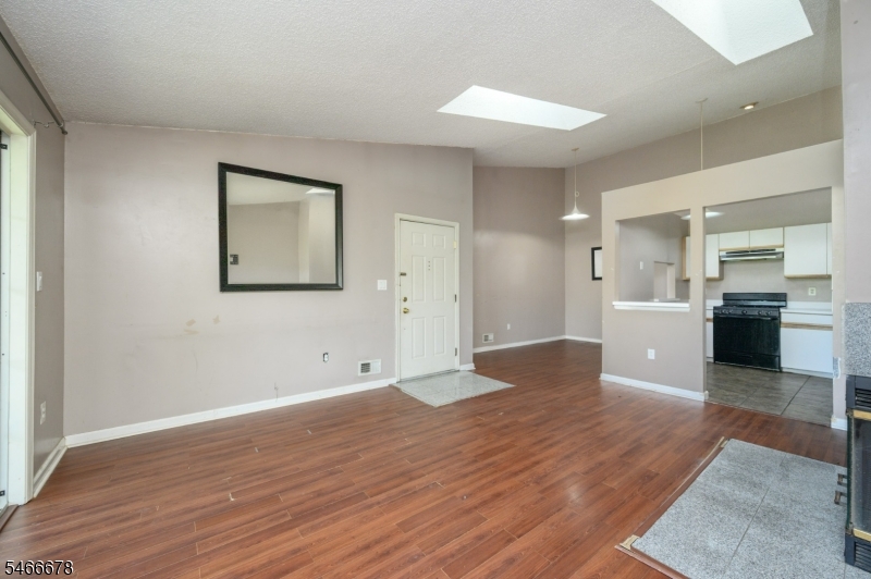 56 Amethyst Way 1018