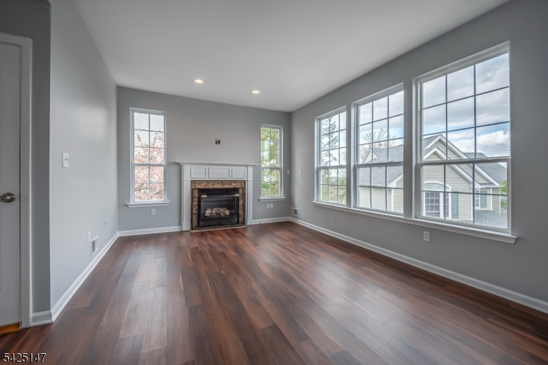 Family Room w/ Gas Fireplace