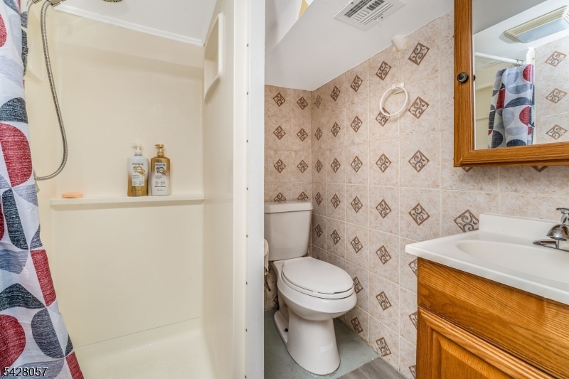 full bath Basement