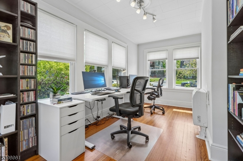 Sunroom/office