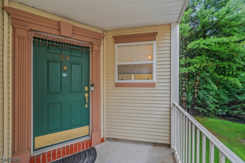 34 Eider Ct