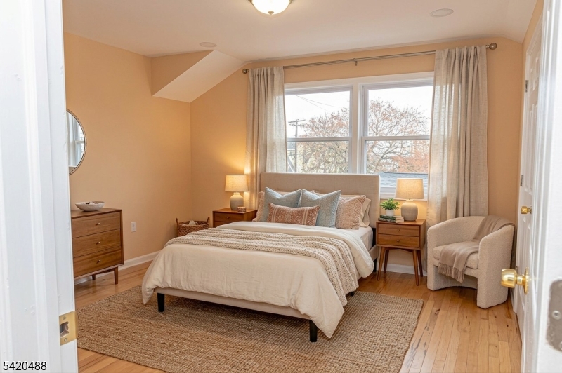 Virtual stage bedroom