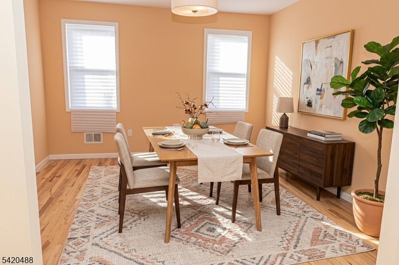 Virtual stage dinning room