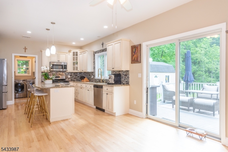 Spacious Kitchen
