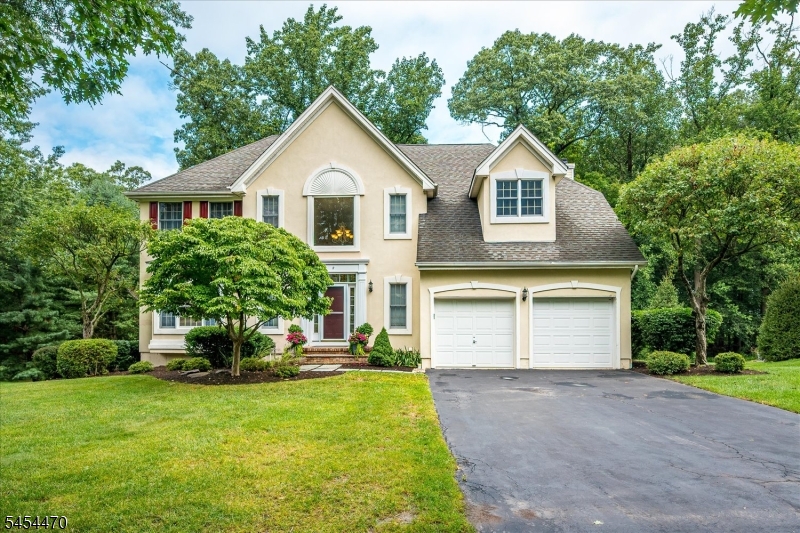 2 Jupiter Hills Ct
