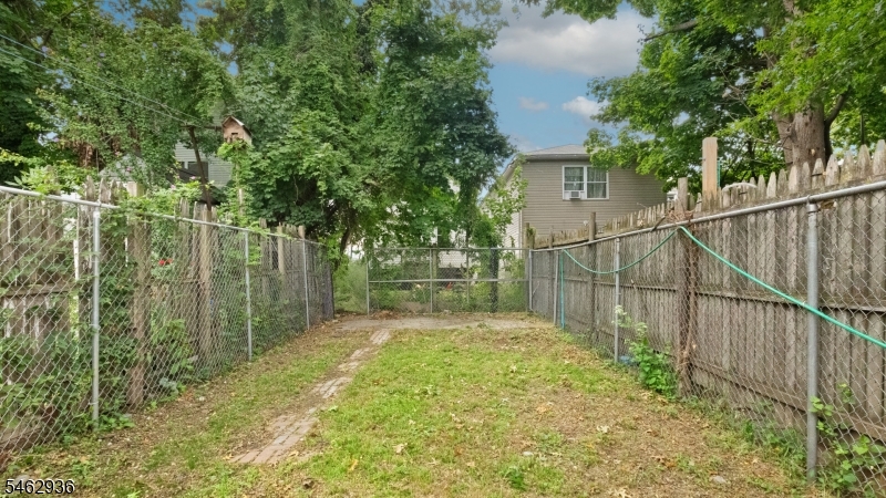 265 S 18th St