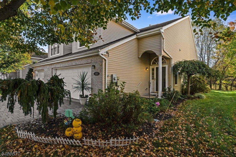 119 Saratoga Ct