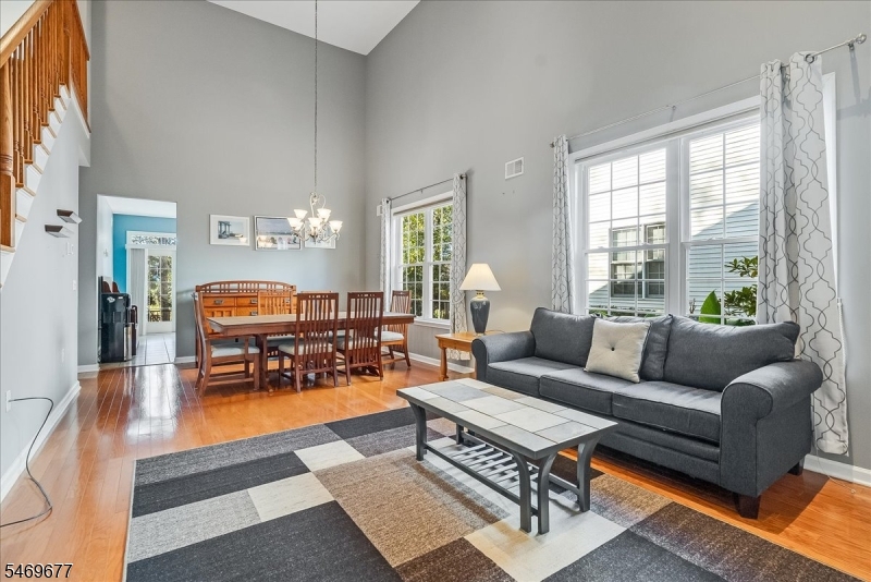 119 Saratoga Ct