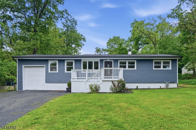 36 Ruth St, Hopatcong Boro, NJ 07874 Listing Photo  0