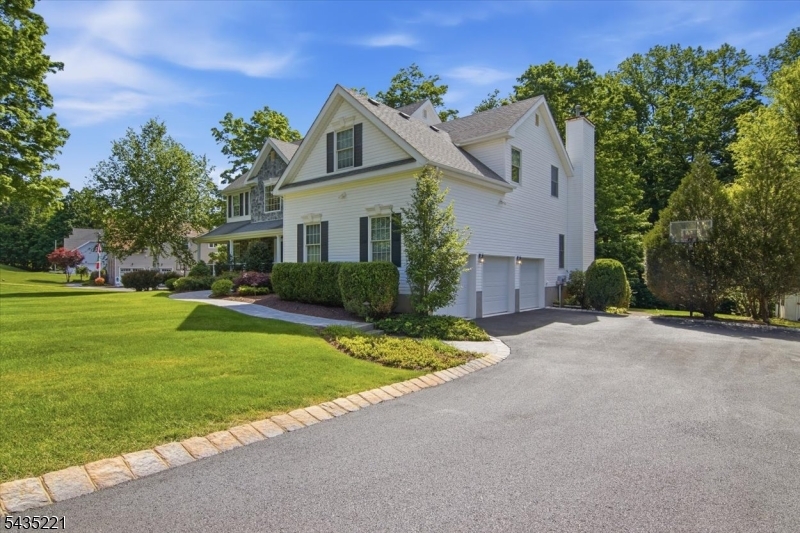 3 car garage