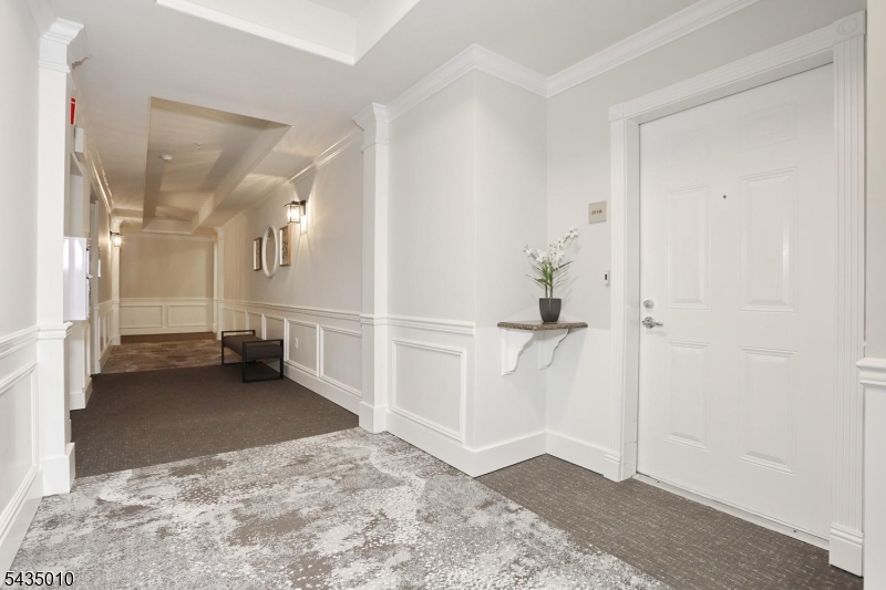 Hallway/Exterior of Unit