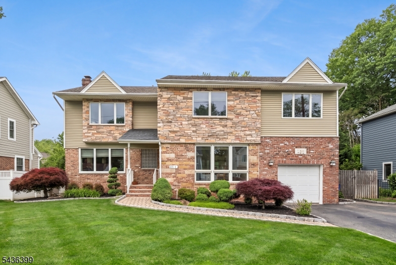 121 N Cottage Pl, Westfield Town, NJ 07090 Listing Photo  0
