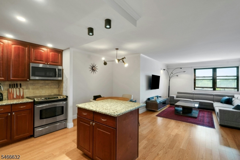 7855 Boulevard East 5K
