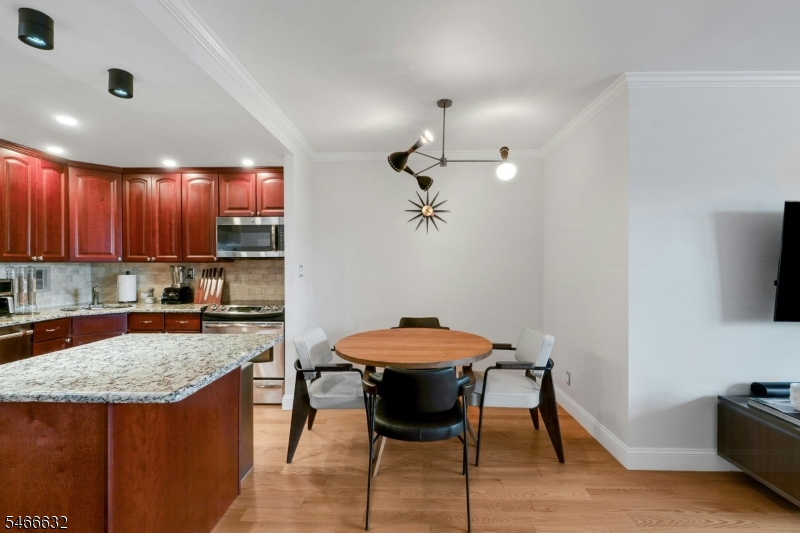 7855 Boulevard East 5K