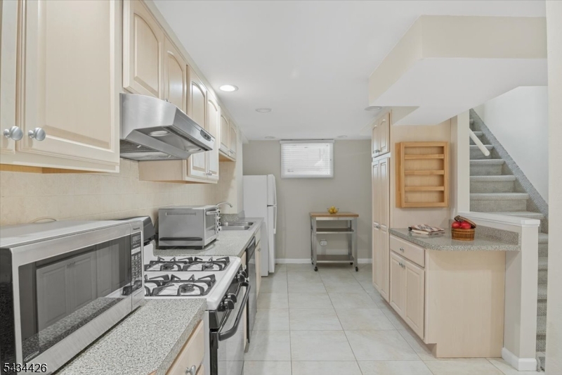 second full kitchen