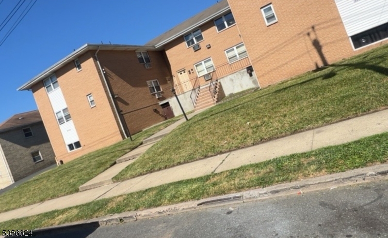 228 E 24Th St, Paterson City, NJ 07514 Listing Photo  0