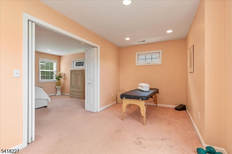 Exercise room/office