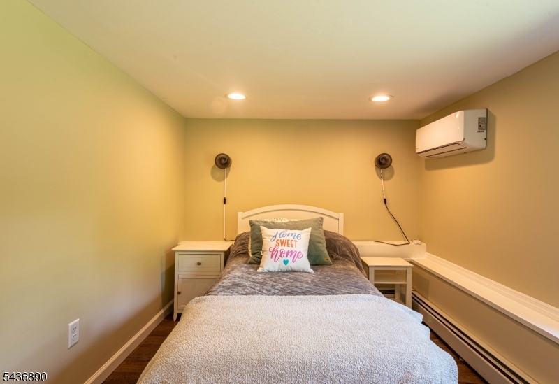 Bed 2