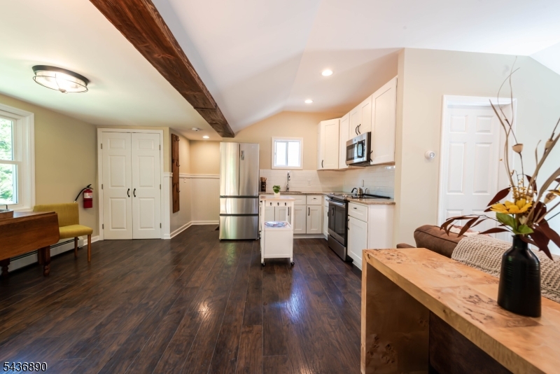 kitchen/dining