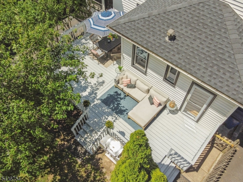 Drone of Deck