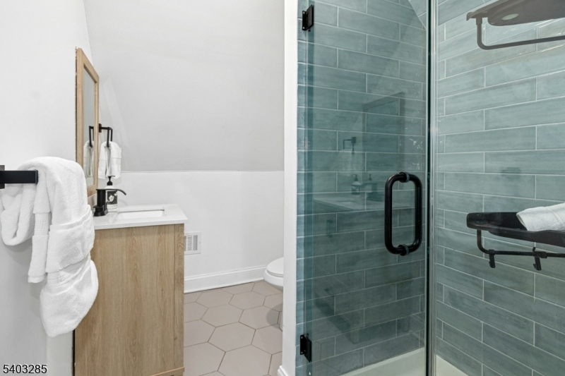 Third Level Full Bathroom
