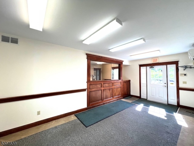Office Waiting room