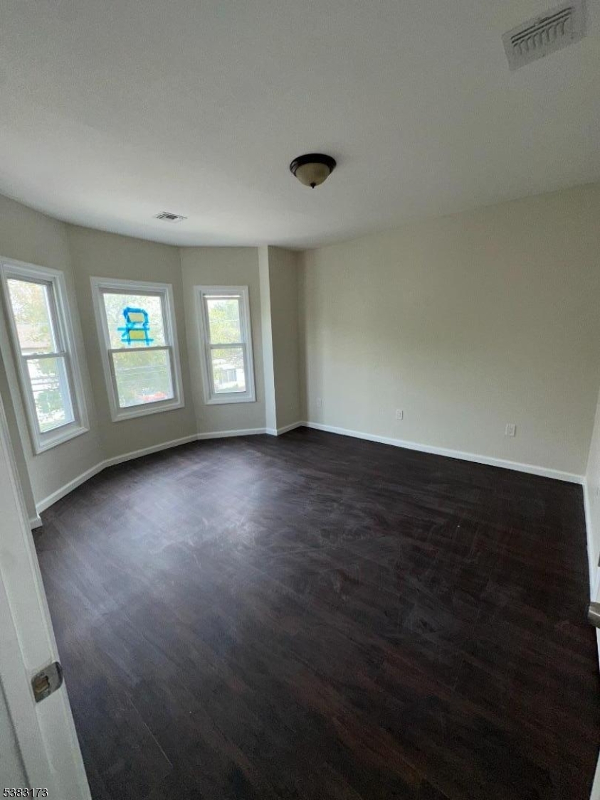 377 Littleton Ave