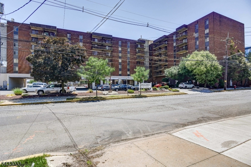Building and Parking lot