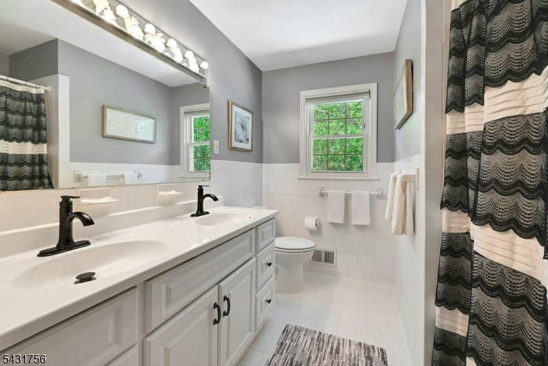 Upstairs Hall Bathroom