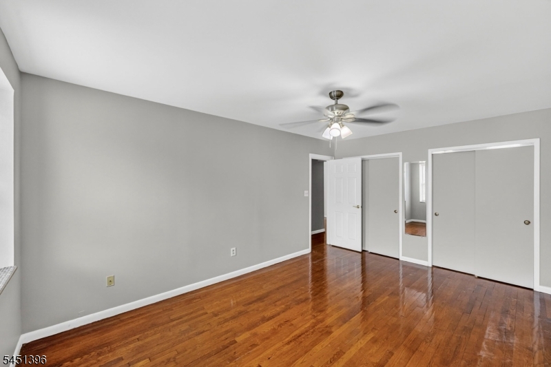 19 Lyons Ave 204