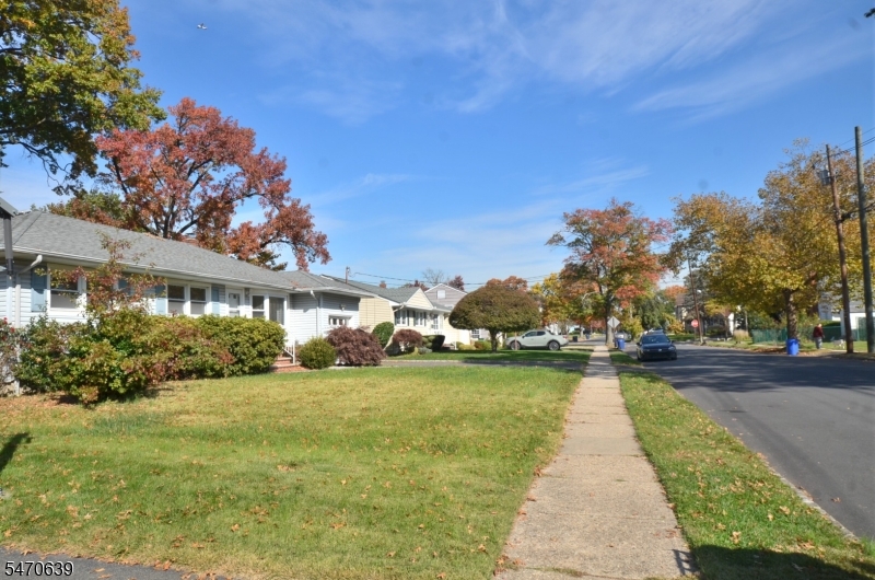 2360 Colonial Dr