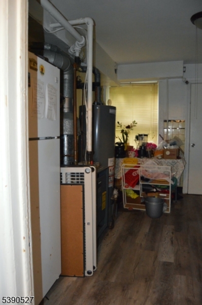 20 Crescent Ave
